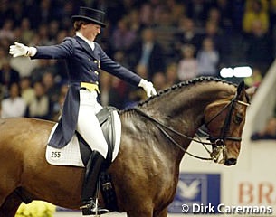 Gina Capellmann-Lütkemeier and Amando at the 2002 World Cup Finals :: Photo © Dirk Caremans