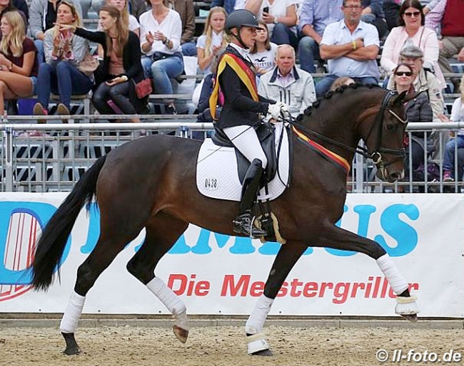 Sandra Kötter and Feingefühl at the 2018 Bundeschampionate :: Photo © LL-foto