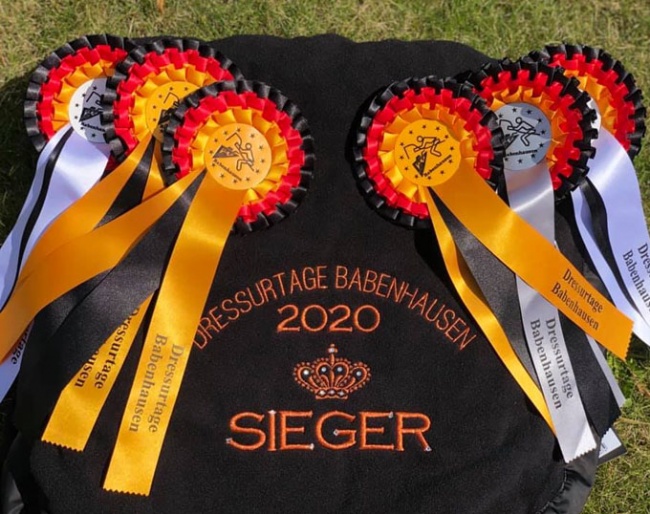 Ribbons and winner's cooler at the 2020 CDN Babenhausen