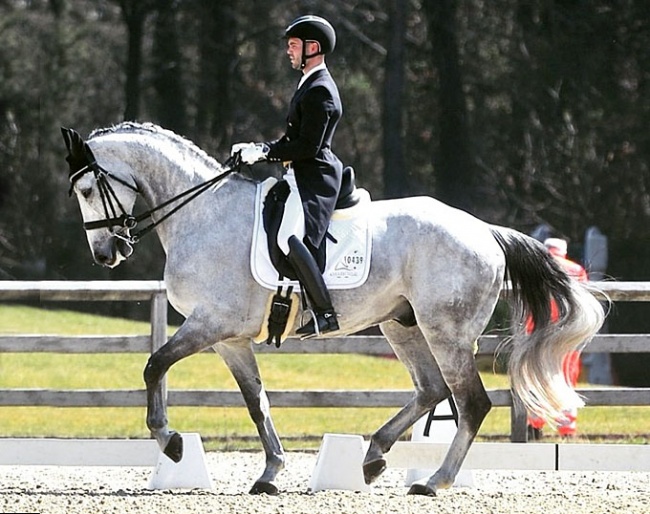 Victor Pomares and Hot Point di Fonte Abeti at the 2019 CDI Lipica