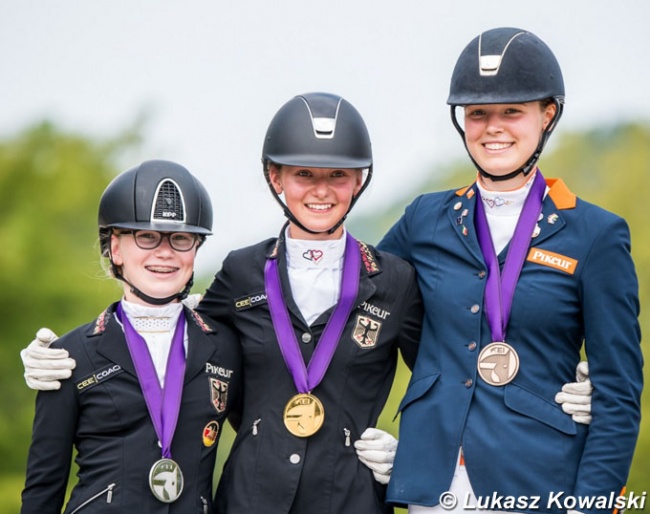 Clara Paschertz, Emily Rother, Maura Knipscheer on the individual podium at the 2020 European Children Championship :: Photo © Lukasz Kowalski