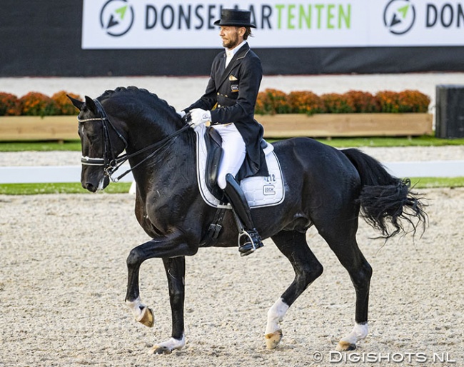 Edward Gal and Toto Jr at the 2020 Dutch Dressage Championships :: Photo © Digishots