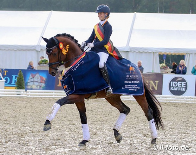 Sina Aringer and Fynch Hatton at the 2020 Bundeschampionate in Warendorf :: Photo © LL-foto