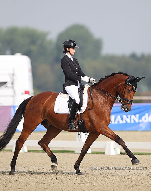 Ann Catherina Schöffner on Cosmopolitan at the 2020 CDI Hagen in July :: Photo © Astrid Appels