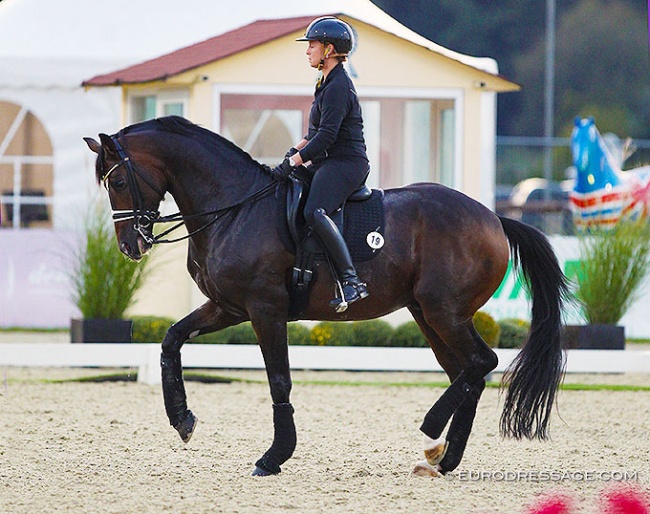 Isabell Werth schooling Quantaz at the 2020 CDI Hagen :: Photo © Astrid Appels