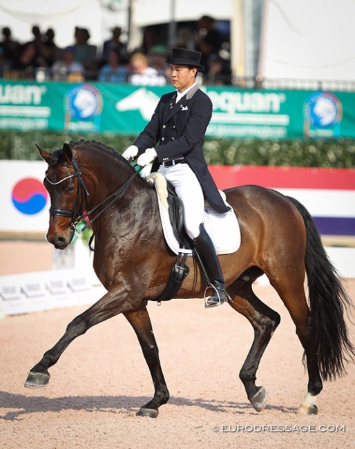 Dong Seon Kim and DSK Belstaff competing in Wellington, Florida :: Photo © Astrid Appels