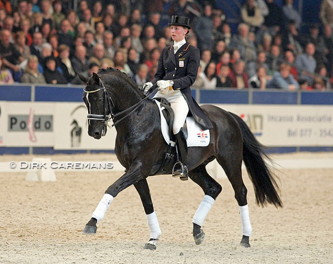 Imke Schellekens-Bartels and OO Seven at the 2005 KWPN Stallion Licensing :: Photo © Dirk Caremans