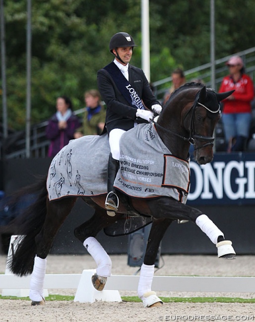 Andreas Helgstrand and Jovian at the 2019 World Young Horse Championships :: Photo © Astrid Appels