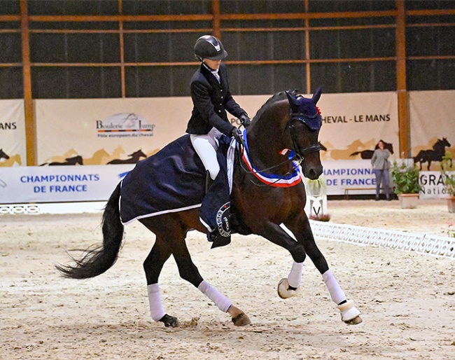 Laetitia Lorber and James Bond de Massa at the 2021 French Championships for 7-year olds :: Photo © Les Garennes