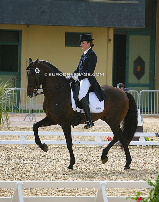 Catherine Henriquet and Carinho des Noes at the 2005 CDIO Saumur :: Photo © Astrid Appels