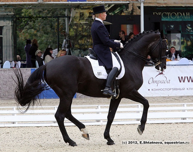 Alexandra Korelova and Baikal competing at Moscow Otrada in 2012 :: Archive photo © E. Shtatnova