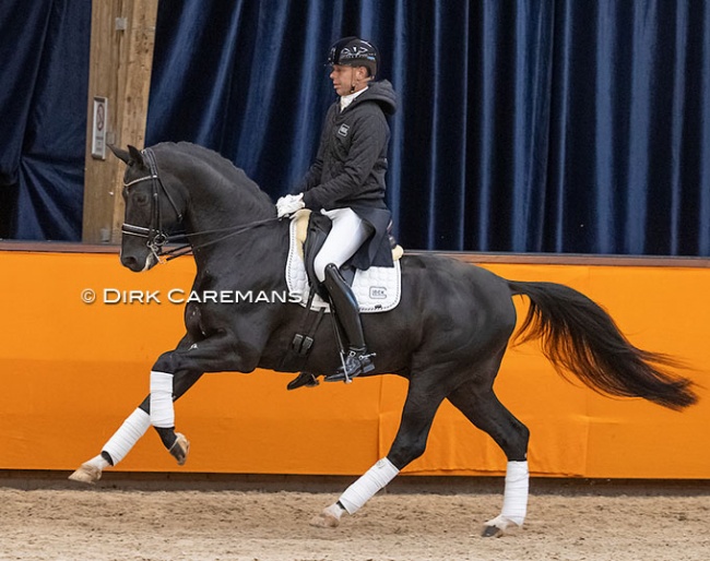 Hans Peter Minderhoud and Dettori at the 2021 KWPN Stallion Licensing show behind closer doors :: Photo © Dirk Caremans