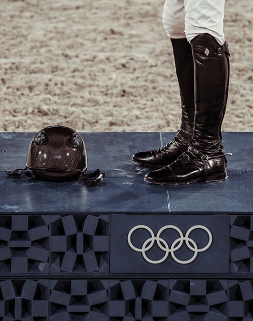 Photo ©  FEI/Christophe Taniere