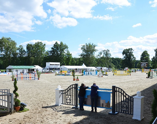 The big arena in Redefin where the dressage classes will be held: warm-up and competition arena will be in this stadium with top footing