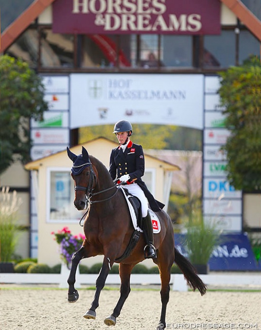 British Lara Butler on Kristjan at competing in the main stadium at Hof Kasselmann :: Photo © Astrid Appels