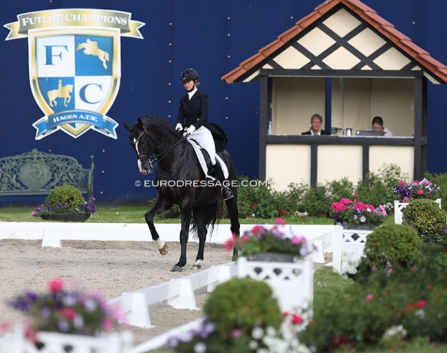 Alina Rohricht on Zaid in the main dressage arena, decorated with lovely flowers, at the 2022 Aachen Dressage Days :: Photo © Astrid Appels