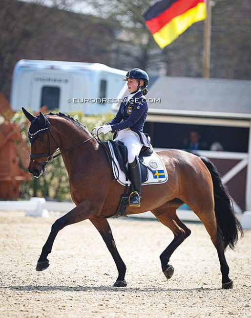 Juni Skobe Rosén and Darthula VH at the 2022 CDI Sint-Truiden :: Photo © Astrid Appels
