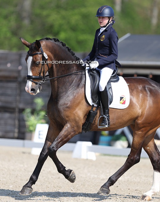 Belgian children rider Anna van den Eynde on Olympic Aroma Krack at the 2022 CDI Sint-Truiden :: Photo © Astrid Appels