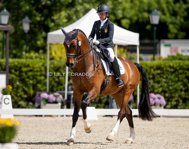 Spanish junior rider Ángela Herrera García on Rock Star :: Photo © Lily Forado