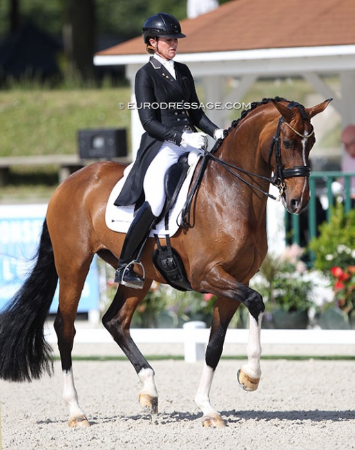 Lyndal Oatley was nominated with her two horses, her CDIO Aachen ride Eros, and her CDIO Compiegne ride Elvive. The latter horse was chosen :: Photo © Astrid Appels