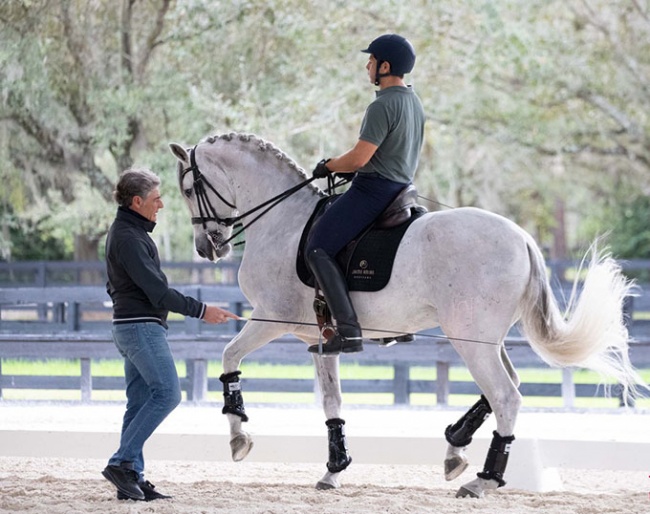 Spanish Olympian Juan Manuel Munoz coaching Jaime Amian on a PRE in one of two clinics during 2023 USPRE Week :: Photo © Lily Forado