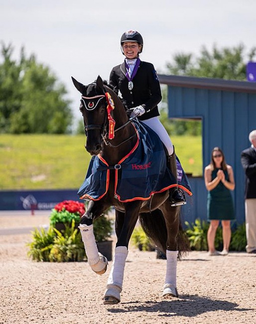 Anna Swackhammer and Fabienna GV win silver at the 2022 North American Young Riders Championships :: Photo © Ben Radvanyi Photography