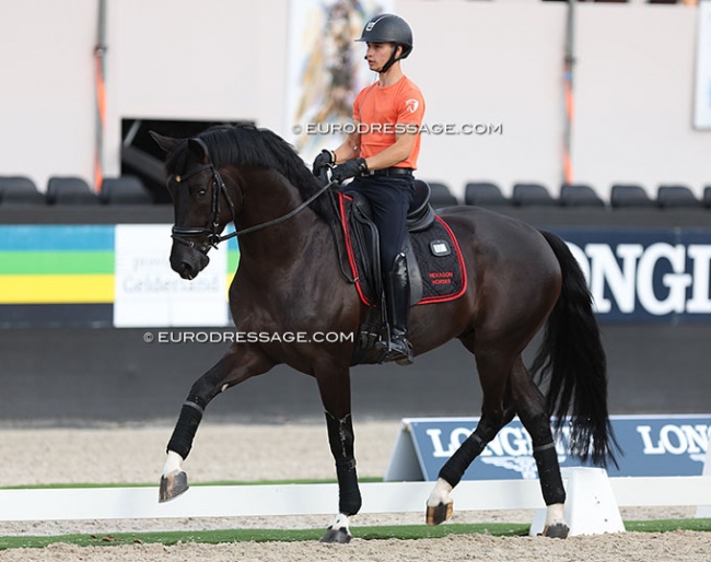Hungarian Benedek Pachl on Hexagon's Gorgeous Black Art :: Photo © Astrid Appels