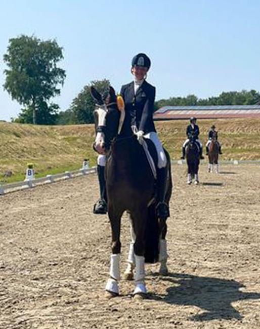 Friederike Reins and Bennicio N win the 5-yo Bundeschampionate qualifier in Bargstedt