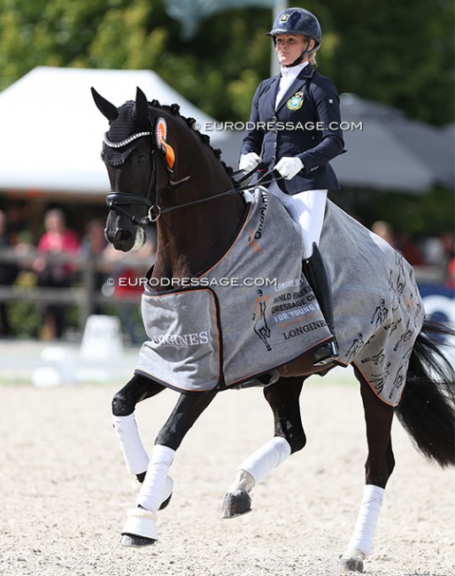 Jeanna Hogberg and BE Allex win the 6-year old preliminary test at the 2023 World Young Horse Championships :: Photo © Astrid Appels
