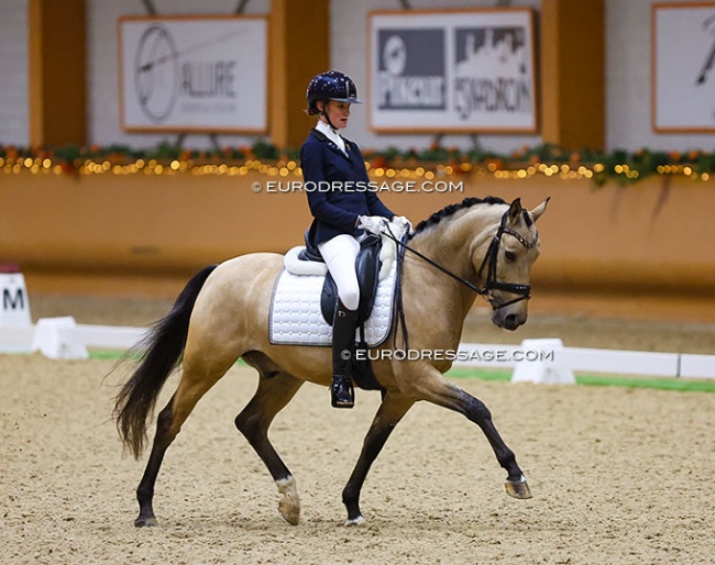 Nina van Rooij and Le Formidable at their CDI debut at the 2022 CDI Kronenberg Indoor :: Photo © Astrid Appels - no reproduction allowed