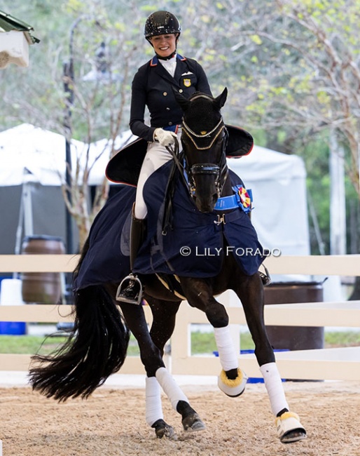 Charlotte Jorst and Zhaplin Langholt at the 2024 CDI West Palm Beach :: Photo © LilY Forado