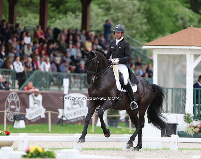 A packed stadium at the 2023 CDIO Compiègne :: Photo © Astrid Appels
