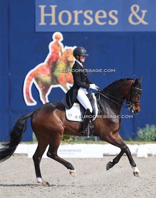 Kira Wulferding and Taycan W in the Nurnberger Burgpokal qualifier in Hagen in April :: Photo © Astrid Appels
