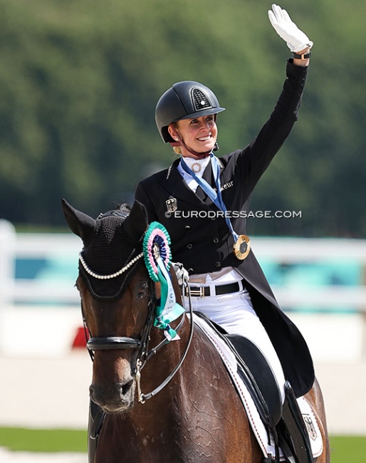 Jessica von Bredow-Werndl wins her second individual Olympic gold medal at the 2024 Paris Olympics :: Photo © Astrid Appels