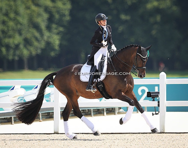 Jessica von Bredow-Werndl and Dalera BB win double gold at the 2024 Olympic Games :: Photo © Astrid Appels