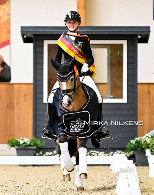 Leni-Sophie Gosmann on pony Diamantini at the 2024 German Youth Championships :: Photo © Mirka Nilkens