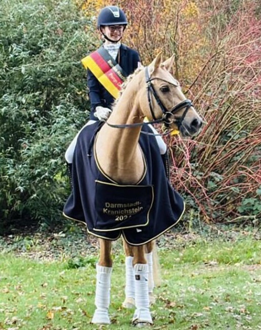 Martha Louise Temme and Designed for You win the 2024 German Developing Pony Rider Championship :: Photo © private