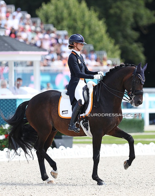 Dinja van Liere and Hermes at the 2024 Olympic Games :: Photo © Astrid Appels