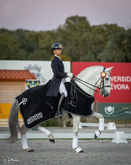 Joao Torrao and Lirio MVL winning the Grand Prix and Kur at the 2024 CDI 4* Alter do Chao :: Photo © Carlos Hernani
