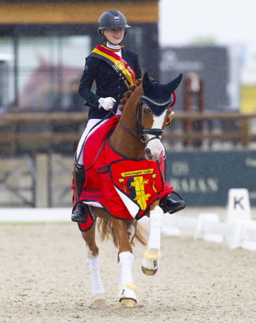 Helena Theeuwes and Matteo win gold in the FEI pony division at the 2025 Belgian Dressage Championships in Lier :: Photos © Digishots