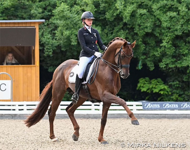 Maria Teresa Pohl on Diaton win the junior division at the 2025 Preis der Besten :: Photos © Mirka Nilkens
