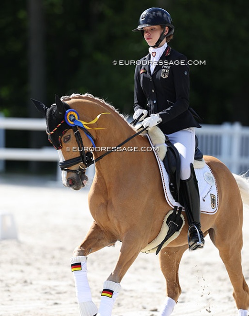 Victoria Winkmann and Peach at the 2025 CDIO Compiegne :: Photo © Astrid Appels