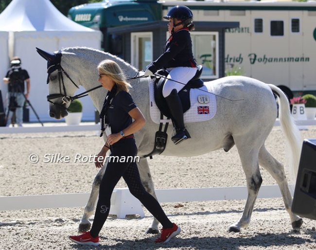 Gabriella Blake on Strong Beau at the 2023 Europeans :: Photo © Silke Rottermann