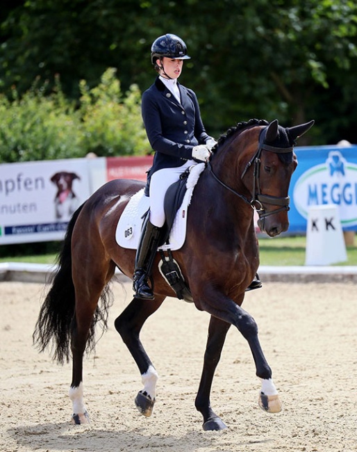 Tayla Desmet and her home bred Dark Diamond at the 2025 CDN Hagen :: Photo © RK Design
