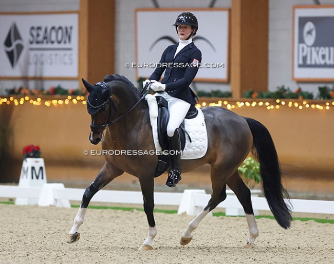 Nora Feldmann and Beauty W at the 2023 CDI Kronenberg Indoor :: Photo © Astrid Appels