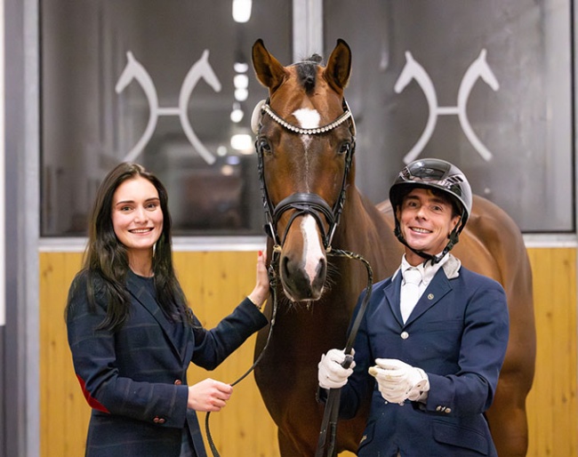 Lampo di Fonteabeti with his new owner and Sascha Böhnke from the AAZ team