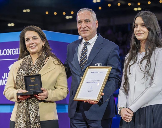 Honorary President HRH Princess Haya (left) received the FEI Order of Merit, the organisation’s highest distinction, from the FEI President Ingmar De Vos (middle), accompanied by HRH Princess Haya's daughter, Her Highness Princess Jalila (right) :: Photo © Jon Stroud