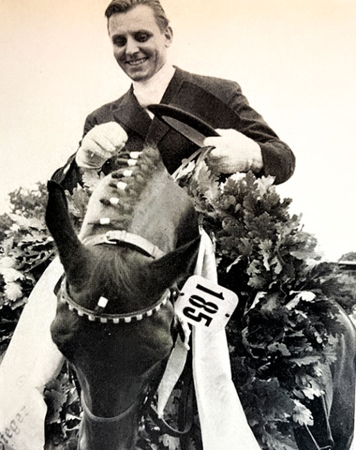 Hamburg Dressage Derby winner in 1967: Udo Nesch on Reiner Klimke’s Arcadius who was the best horse in the final :: Photo © Frömming archive