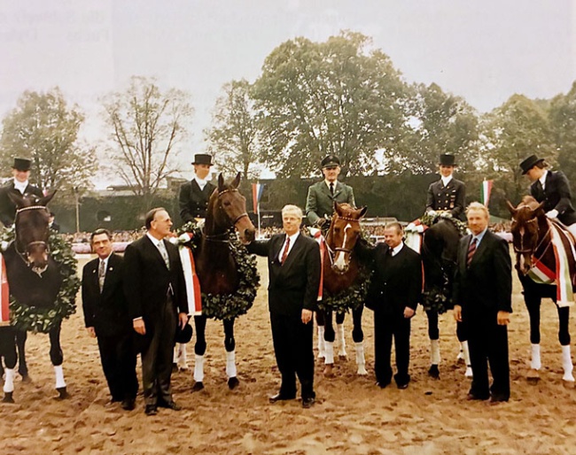 Stallion Parade 1992: Dr. Lehmann (2nd from left) welcoming the Olympic dressage gold team :: Photo © Lehmann
